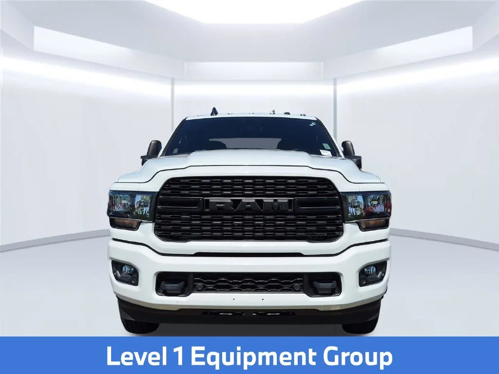 Used 2023 White Ram Big Horn image 8