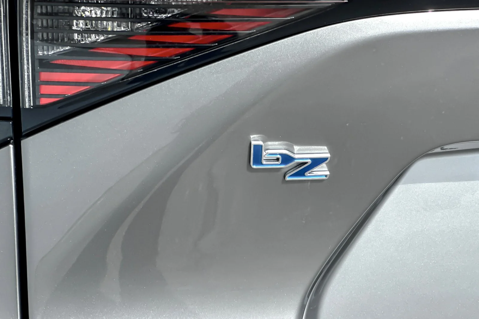New 2026 Heavy Metal <sup>1</sup> Toyota  XLE image 26