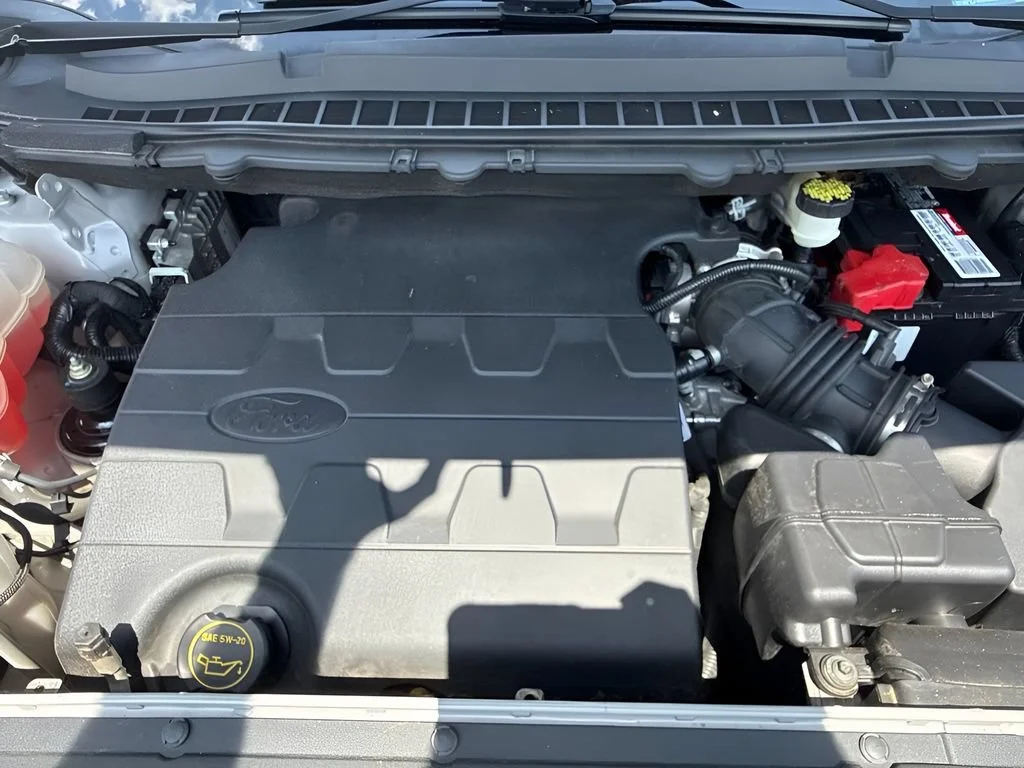 Used 2018  Ford SEL image 31