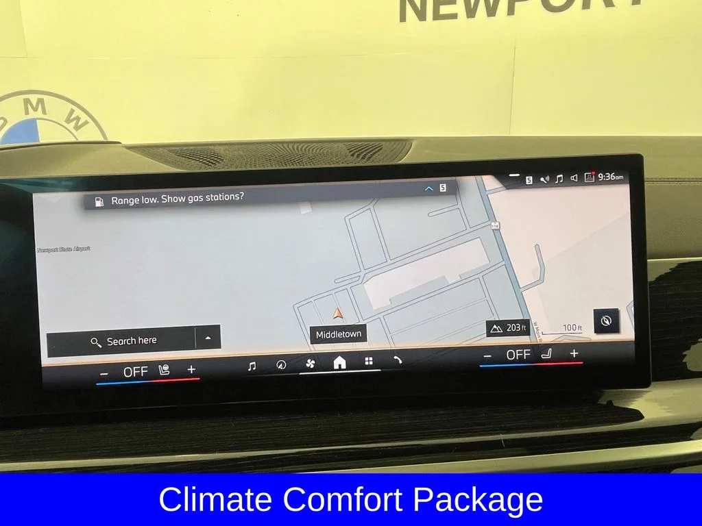 Certified Used 2025 Black Sapphire Metallic BMW xDrive40i image 5