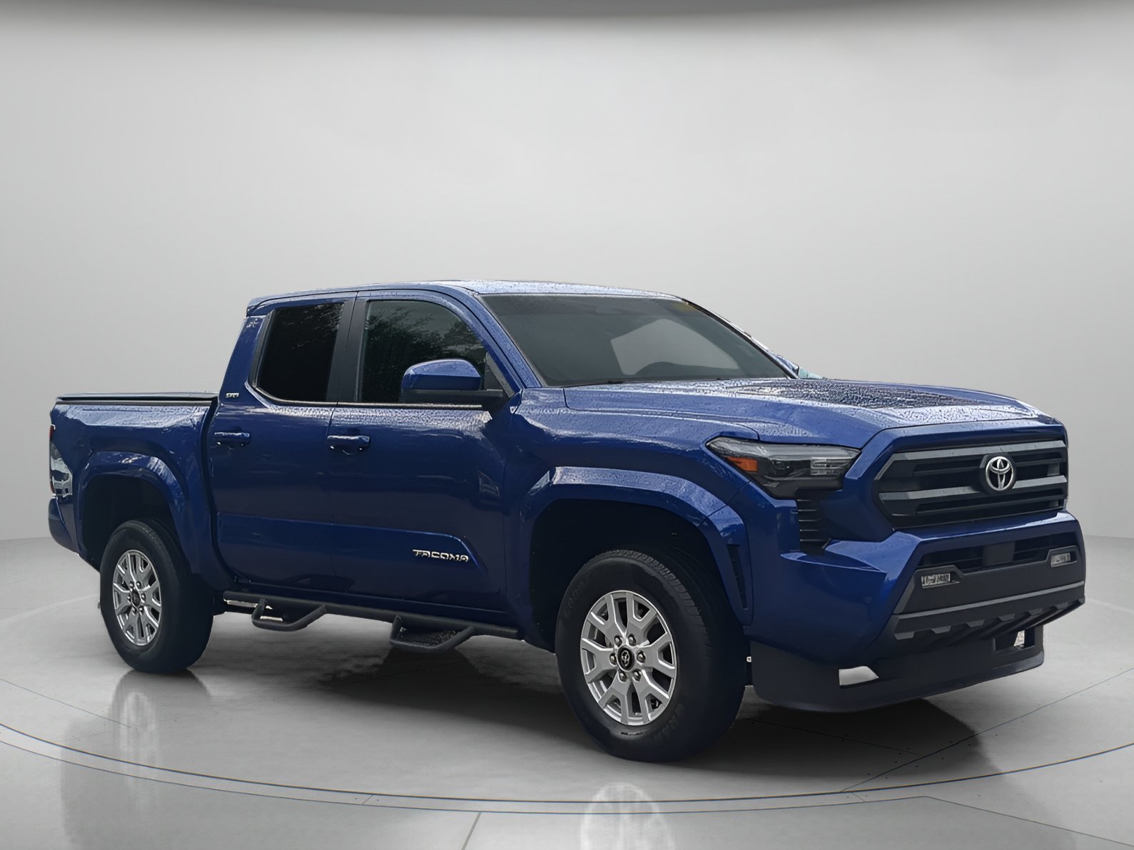 Used 2025 Blue Crush Metallic Toyota SR5 Crew Cab Pickup image 37