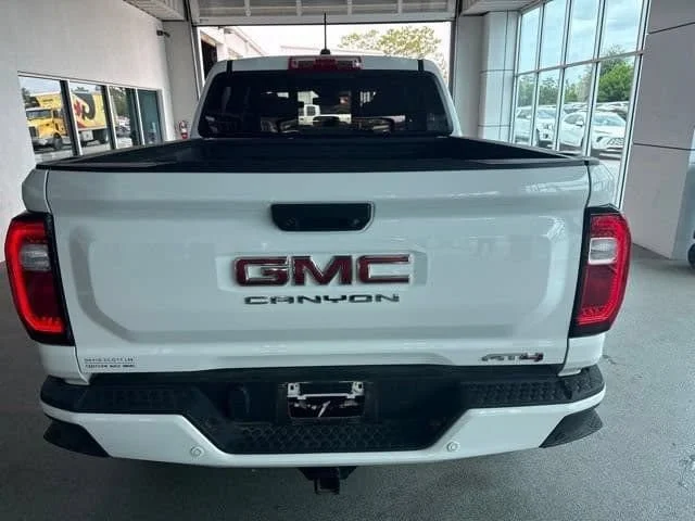 Used 2026 Summit White GMC AT4 image 8