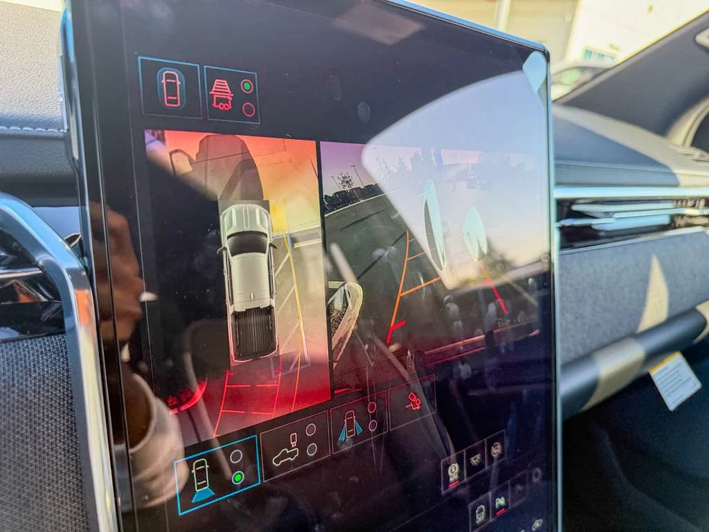 New 2026 Summit White GMC Elevation Extended Range image 21
