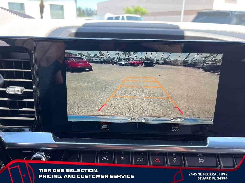 New 2026 Summit White GMC SLE image 21