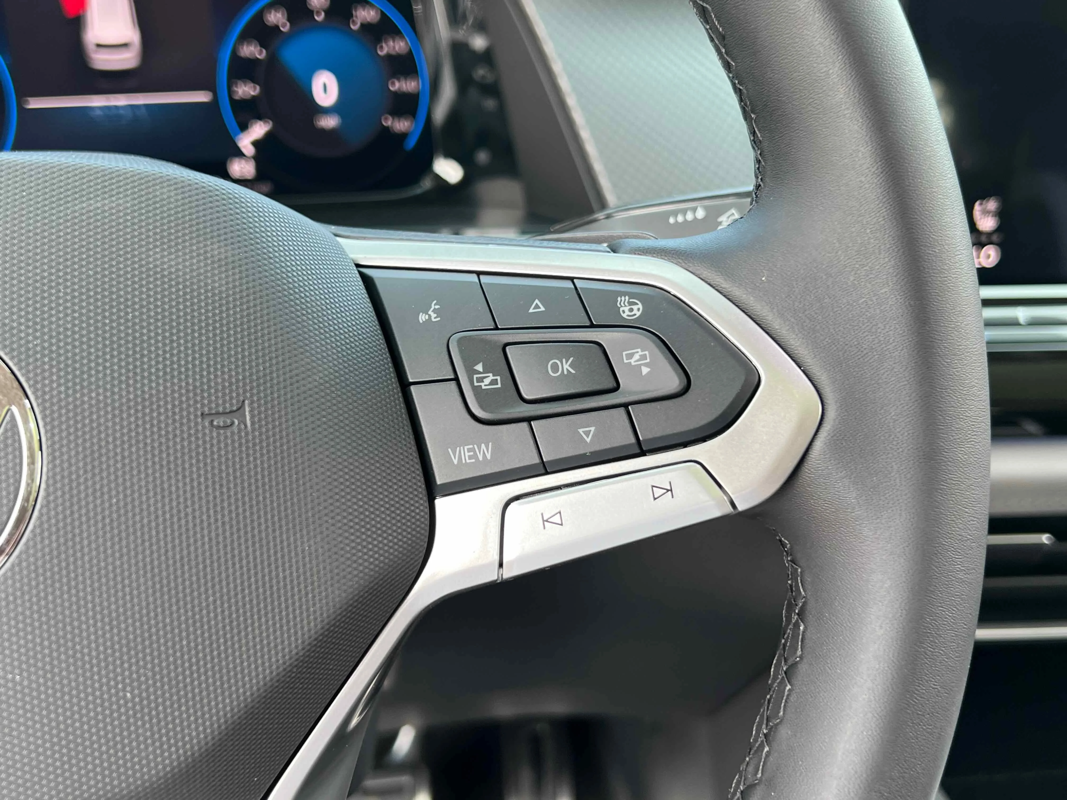 New 2026 Gray Volkswagen 2.0T Peak Edition image 33