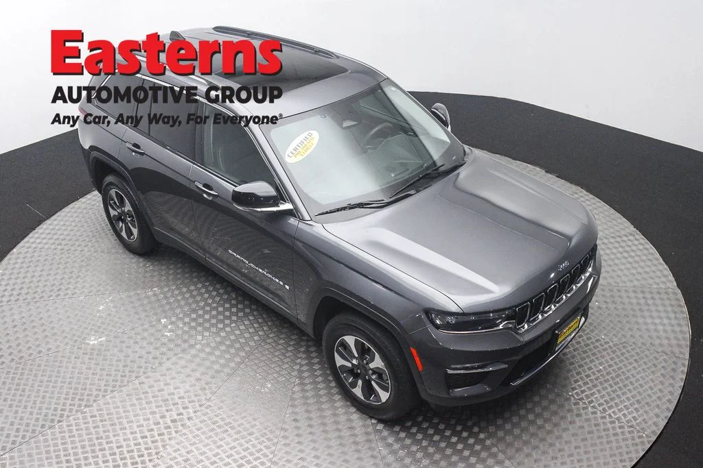 Used 2022 Gray Jeep 4xe image 3