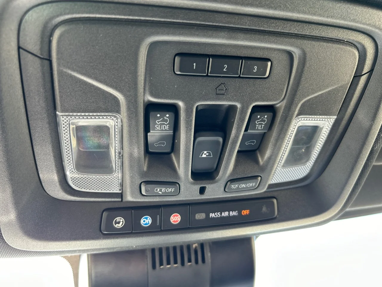 Used 2024 Black Chevrolet High Country image 17