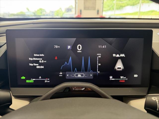 Certified Used 2026 WIND CHILL PEARL* Toyota  image 10