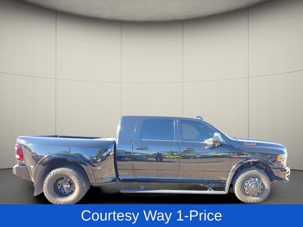 Used 2022 Black Ram Limited image 11