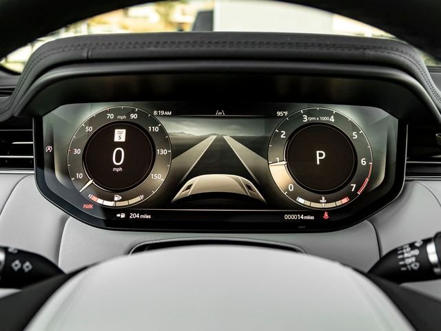 New 2026 Santorini Black LAND ROVER SE image 17