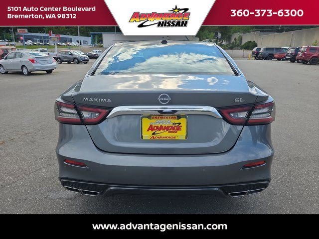 Used 2023 Gun Metallic Nissan 3.5 SL image 4