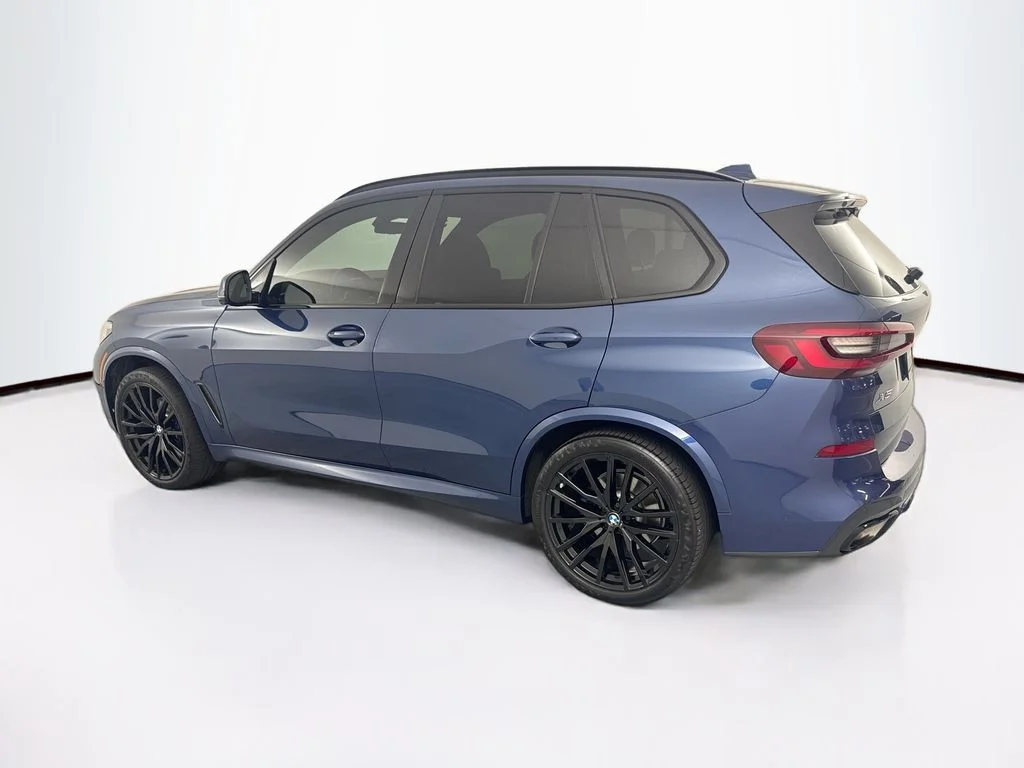 Used 2023 Blue BMW sDrive40i image 7