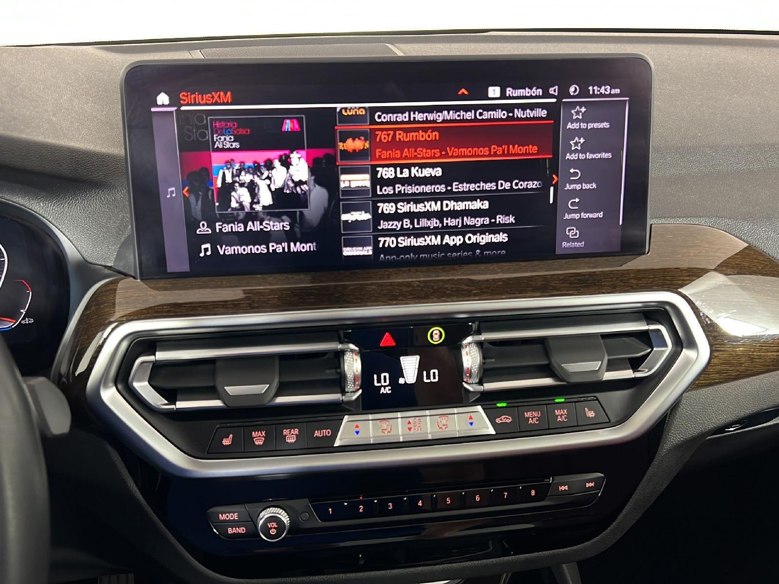 Used 2022 Black Sapphire Metallic BMW xDrive30i image 19
