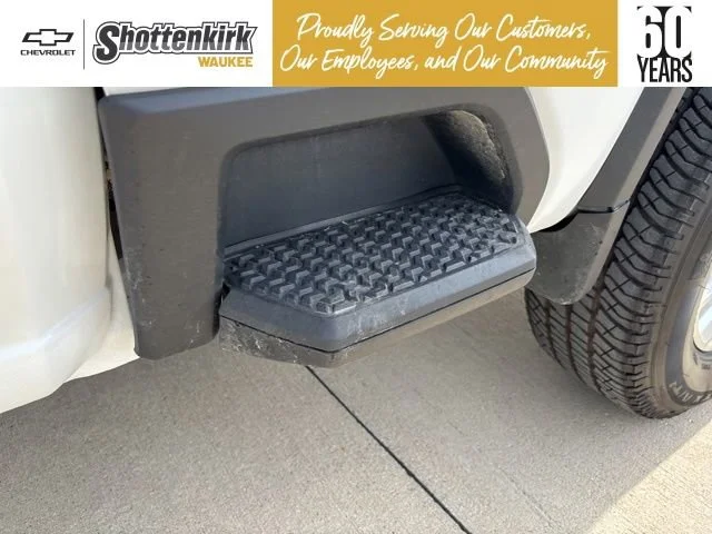 Used 2024 Summit White Chevrolet LTZ image 38