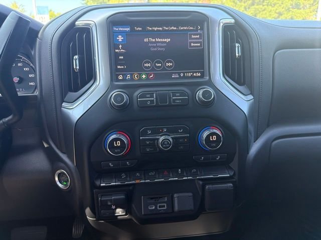 Used 2019 White Chevrolet LT image 15