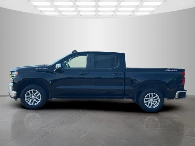 Certified Used 2022 Black Chevrolet LT image 4
