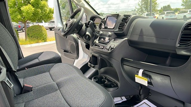 New 2026 Bright White Clearcoat RAM Tradesman image 12