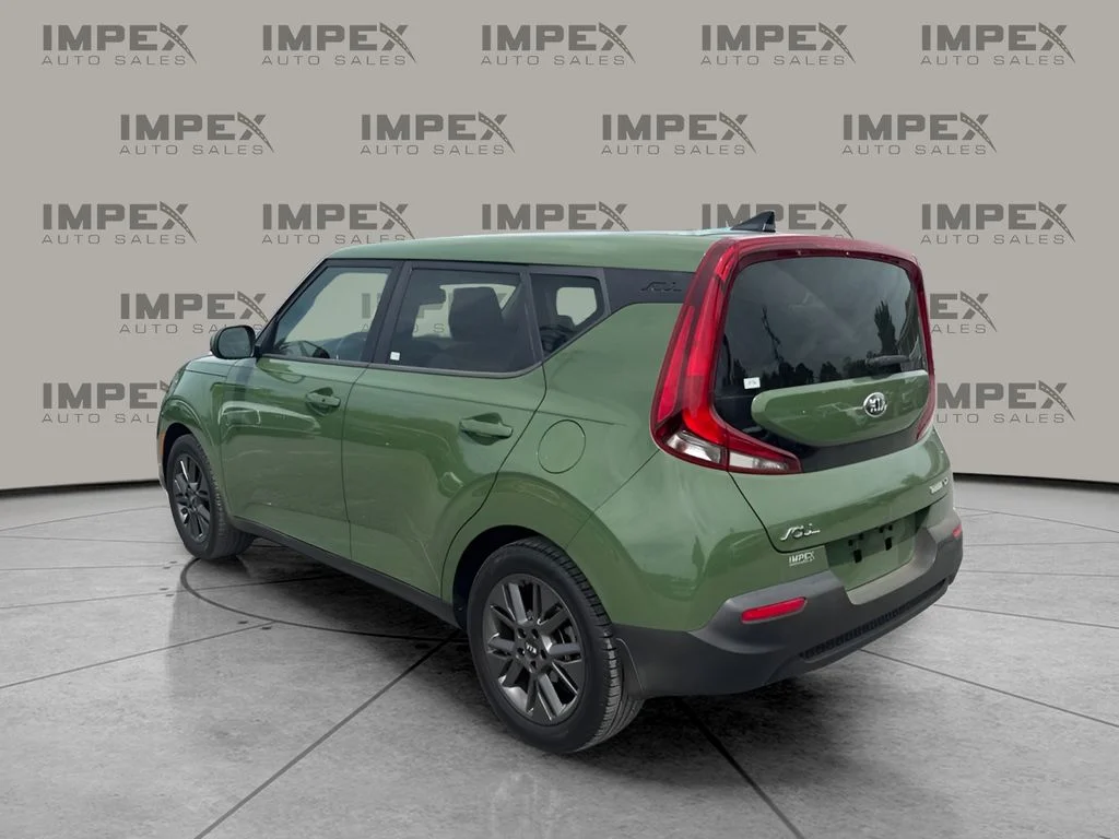Used 2020 Green Kia EX image 3