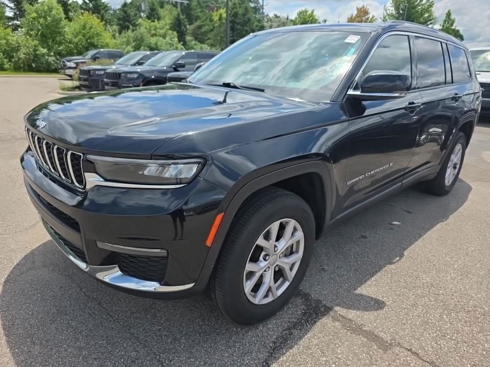 Used 2022 Black Jeep Limited image 7