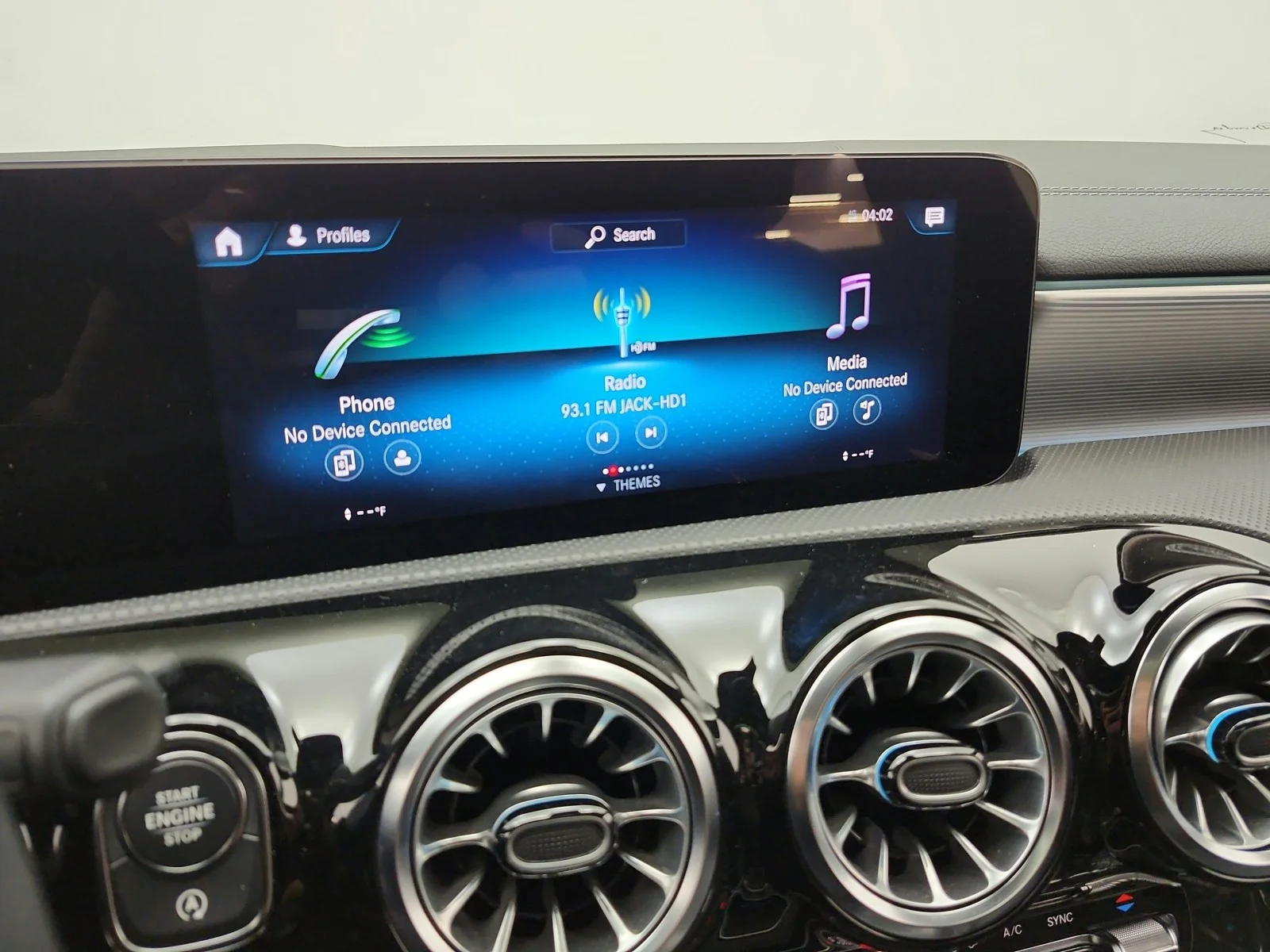 Used 2023 Digital White Metallic Mercedes-Benz CLA 250 Coupe image 10