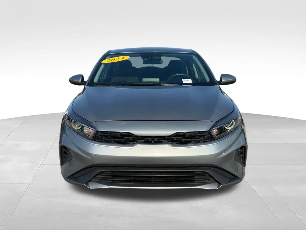 Used 2024 Gray Kia LXS image 27