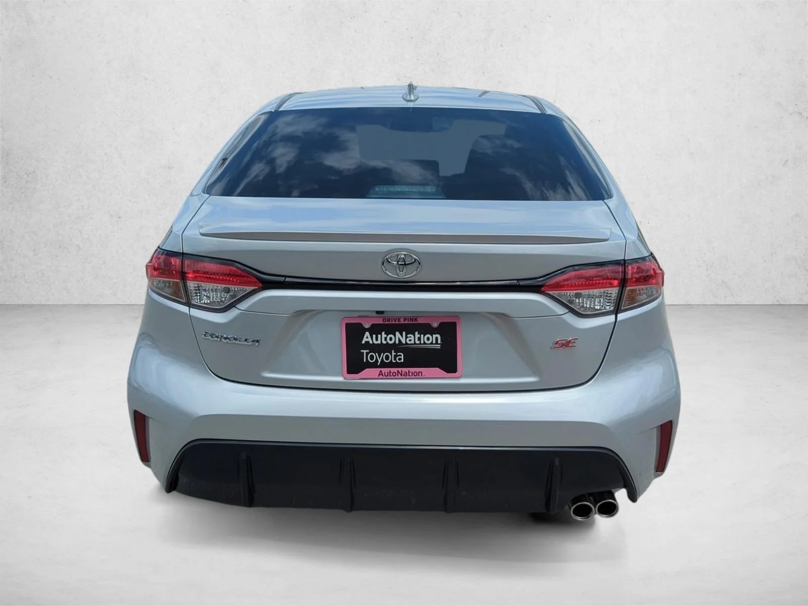 Used 2026 Classic Silver Met Toyota SE image 6