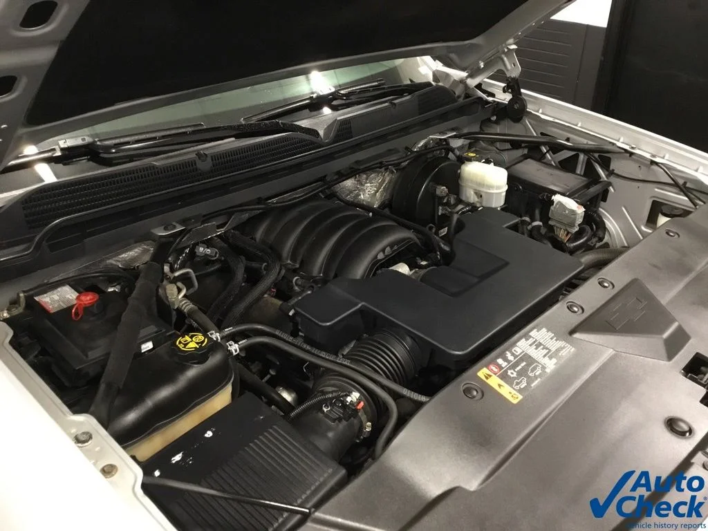 Used 2018 Silver Chevrolet LT image 45