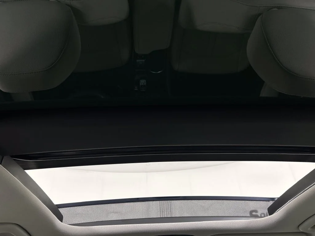 Used 2022 Gray Hyundai Limited image 19