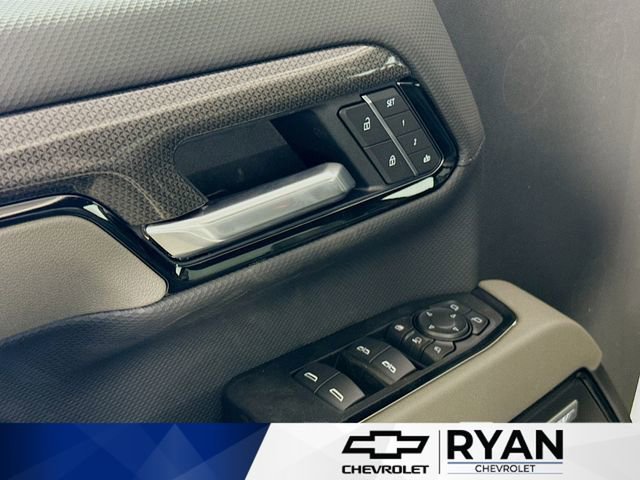 2026 Chevrolet Silverado 2500 HD ZR2 - Photo 17