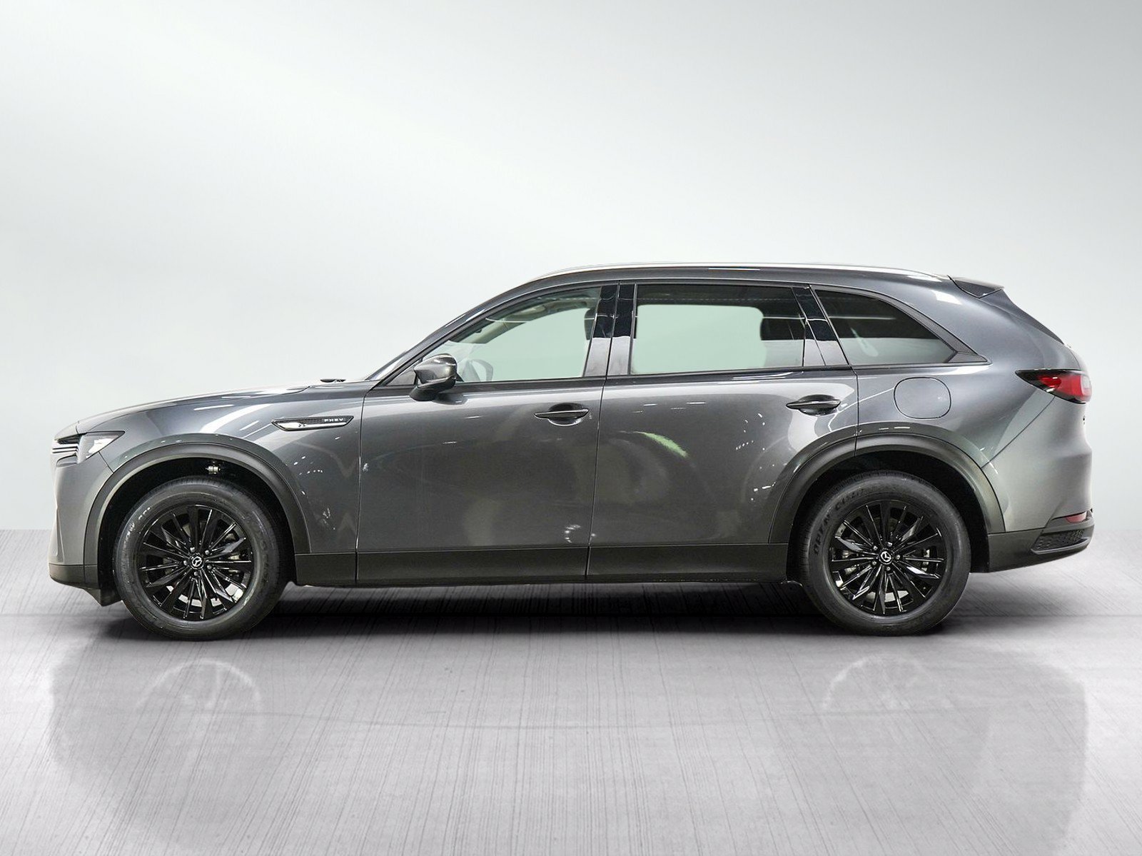 Used 2024  Mazda Preferred image 2