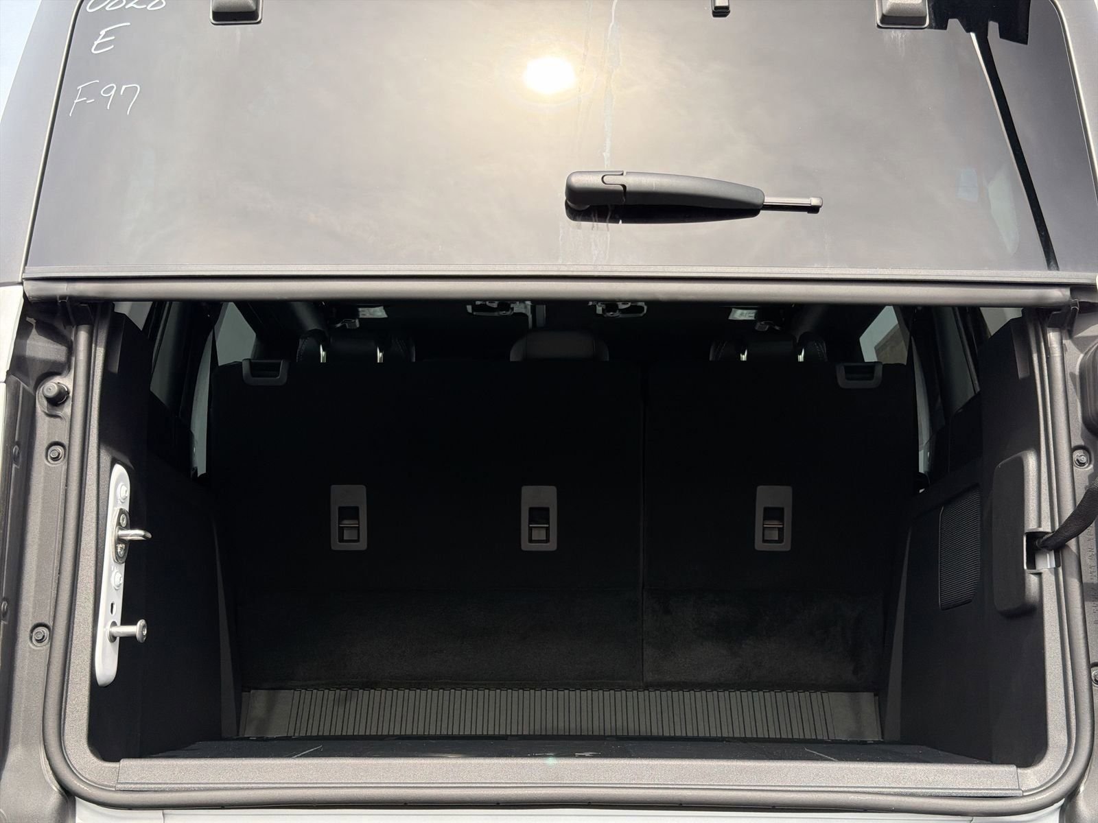 New 2025 Oxford White Ford Badlands® image 35