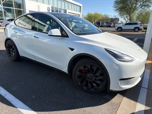 Used 2022 Pearl White Multi-Coat Tesla Performance image 2