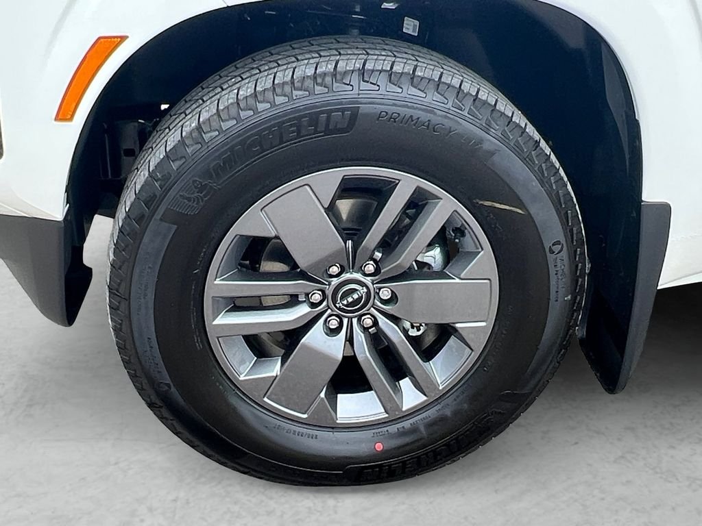 New 2026 Glacier White Nissan Crew Cab SV Long Bed image 24
