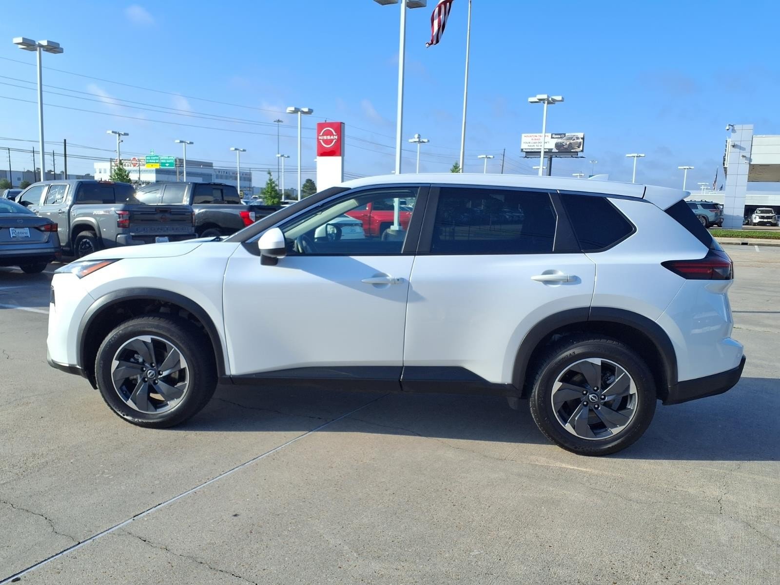 2024 Nissan Rogue SV White at Robbins Nissan