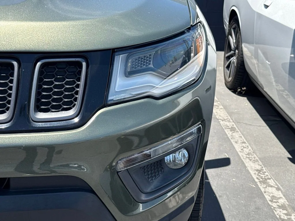 Used 2021 Green Jeep Trailhawk image 4