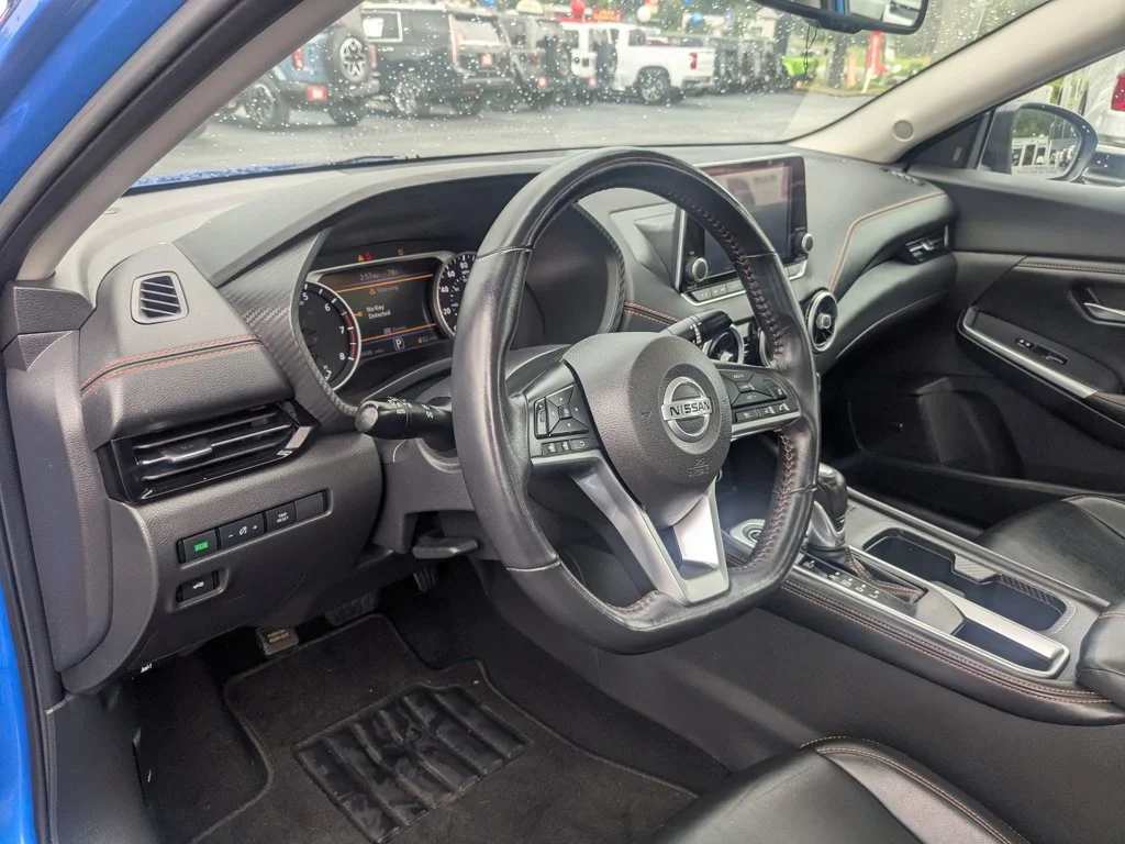 Used 2021 Electric Blue Metallic Nissan SR image 14