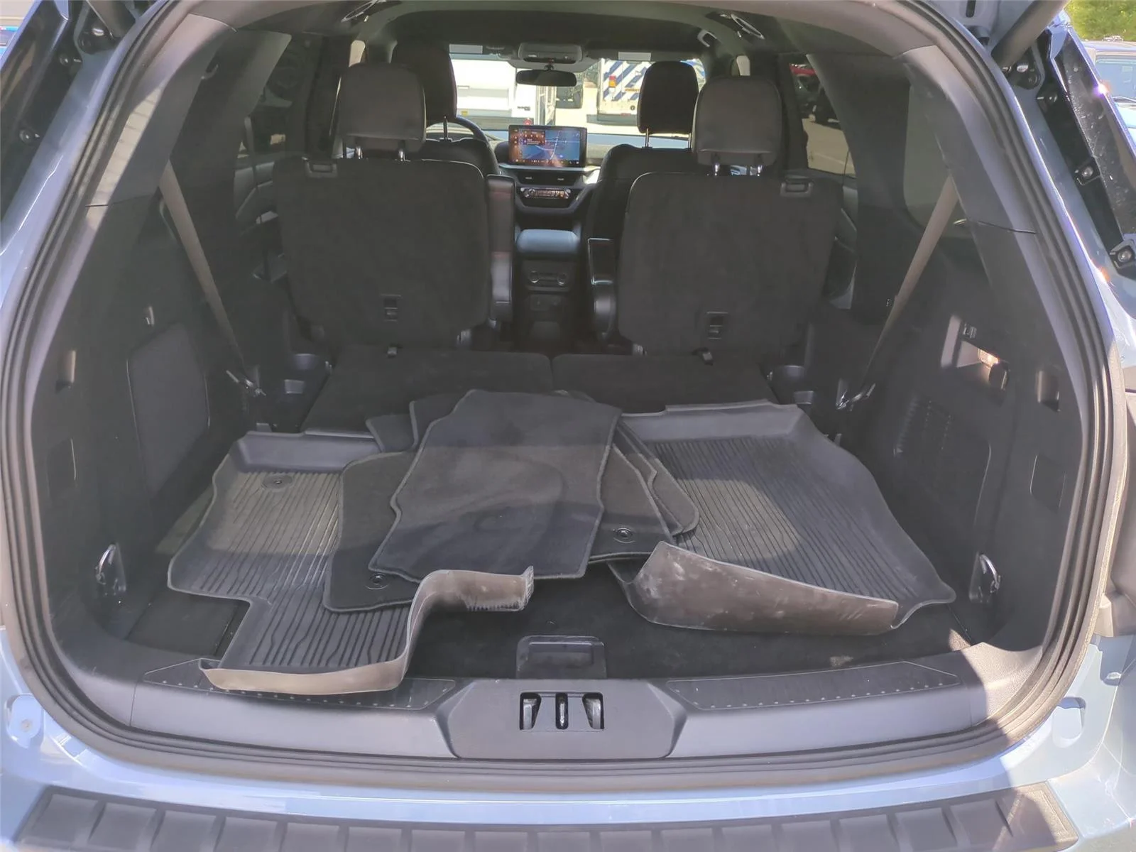 Used 2025 Vapor Blue Ford ST-Line image 36
