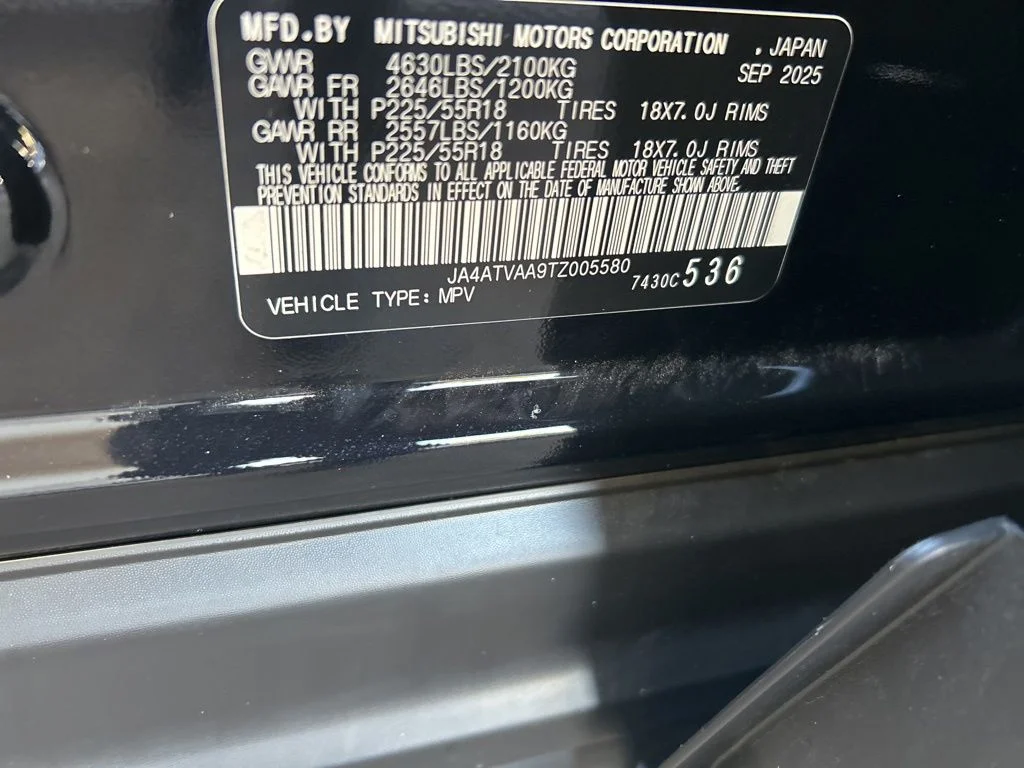 New 2026 Black Mitsubishi LE 1.5T S-AWC image 37