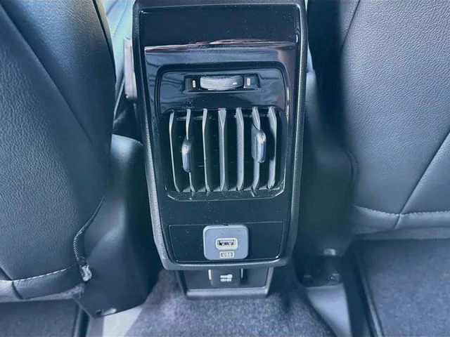 Used 2026 Red Jeep Latitude image 26