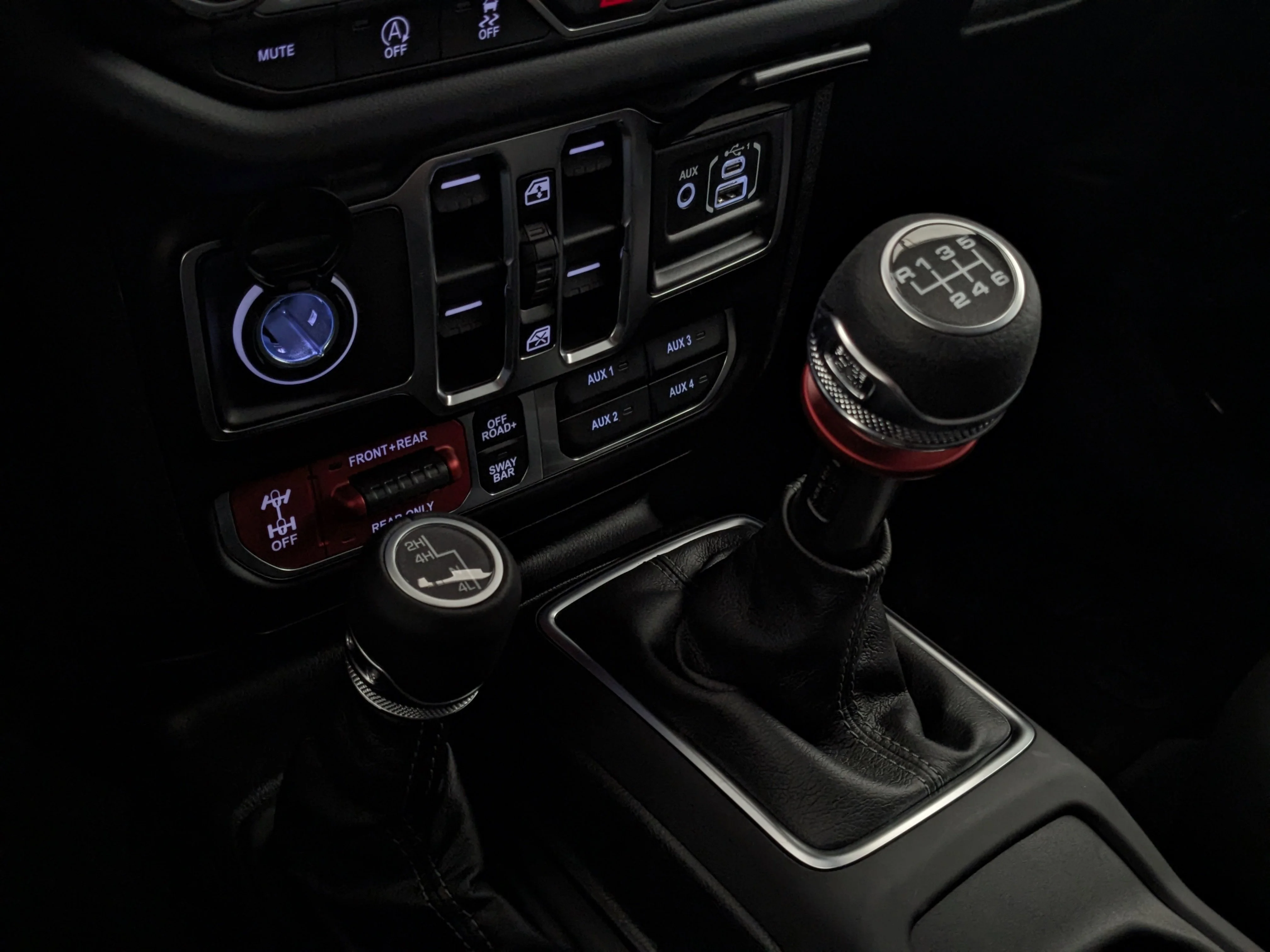 New 2026 Black Jeep Rubicon - - Nappa Leather - Convenience Grp - Safety Grp - 3?Piece Hardtop & More image 19