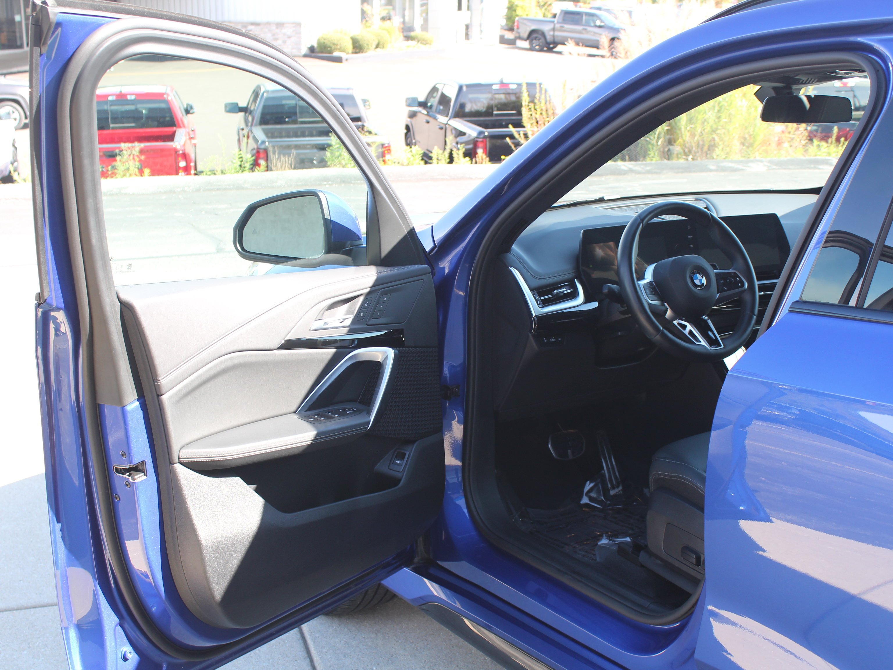 2026 BMW X1 28i - Photo 12