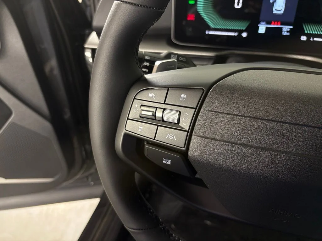 New 2027 Gravity Gray Kia LX image 19