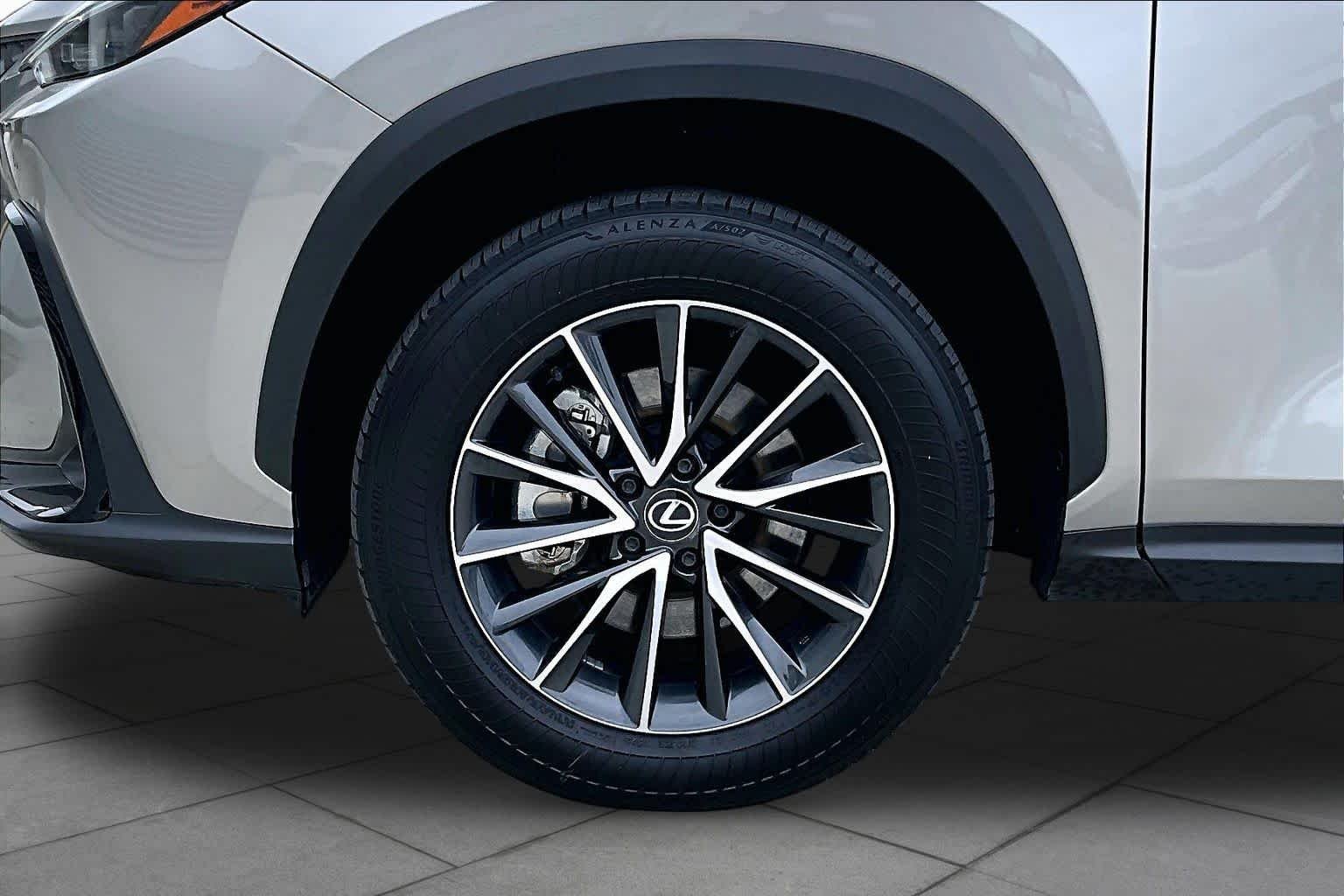 Used 2024 Atomic Silver Lexus Premium image 10