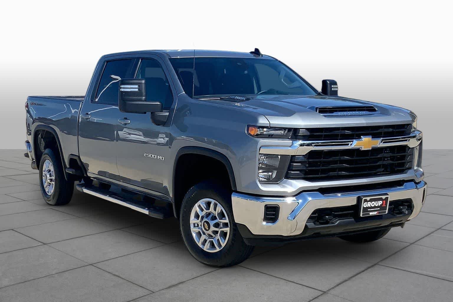 Used 2026 Sterling Gray Metallic Chevrolet LT image 3
