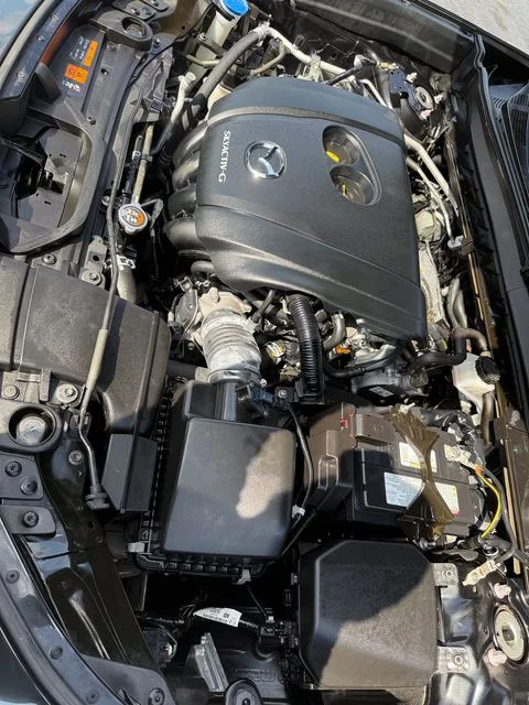 Used 2021 Black Mazda Preferred image 18