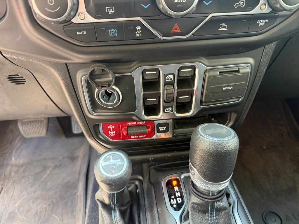 Used 2023 Gray Jeep Rubicon 4xe image 22