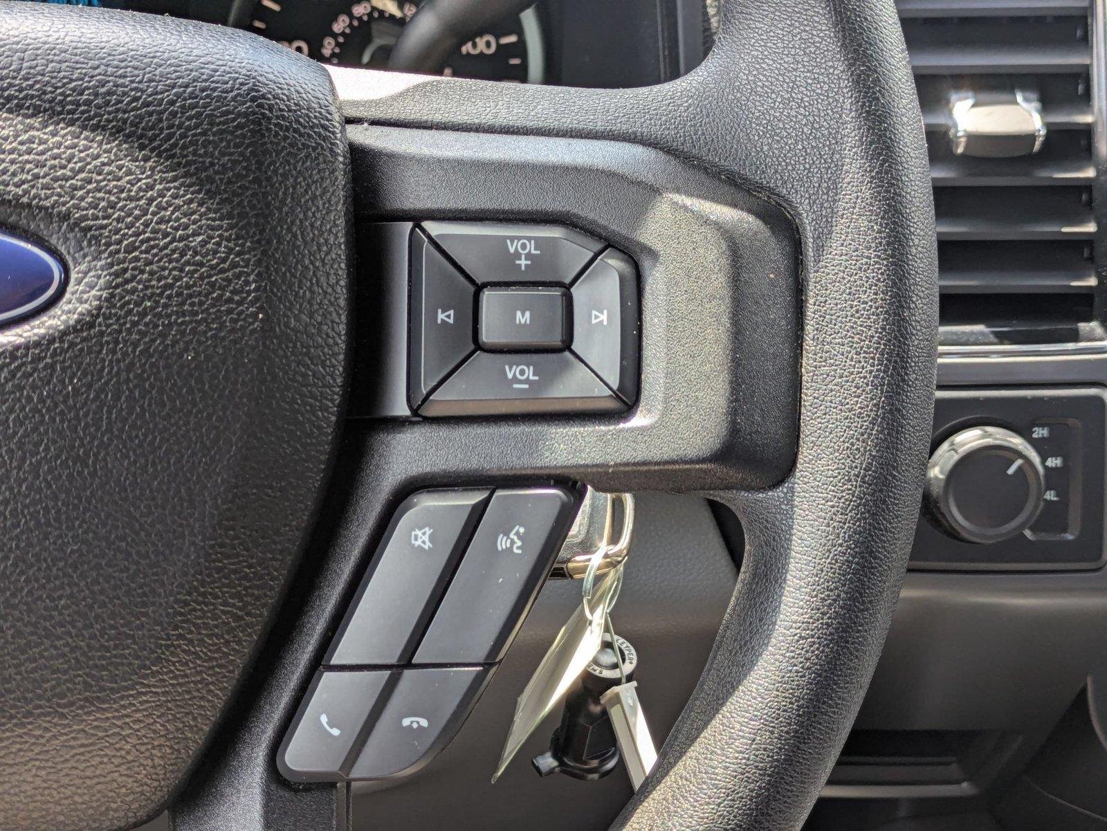 Used 2018 Magnetic Metallic Ford XLT image 17