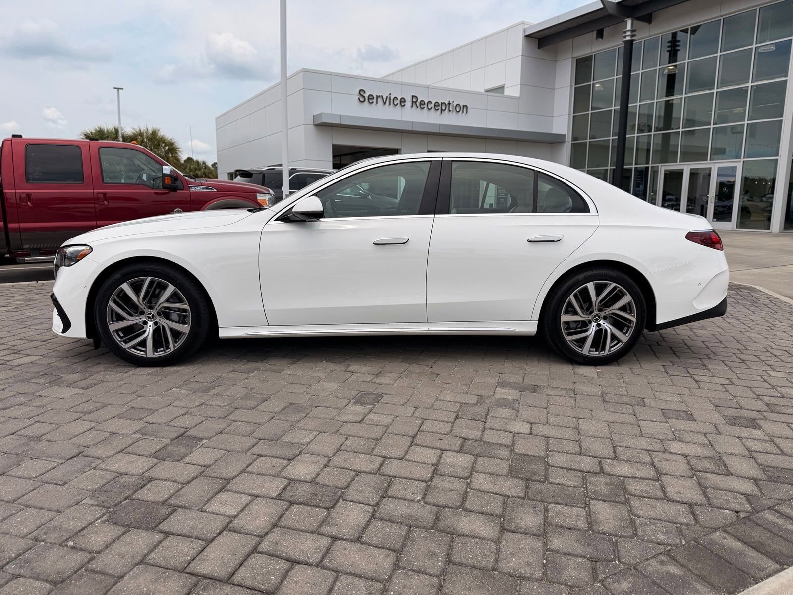 New 2026 Polar White Mercedes-Benz E 350 image 37