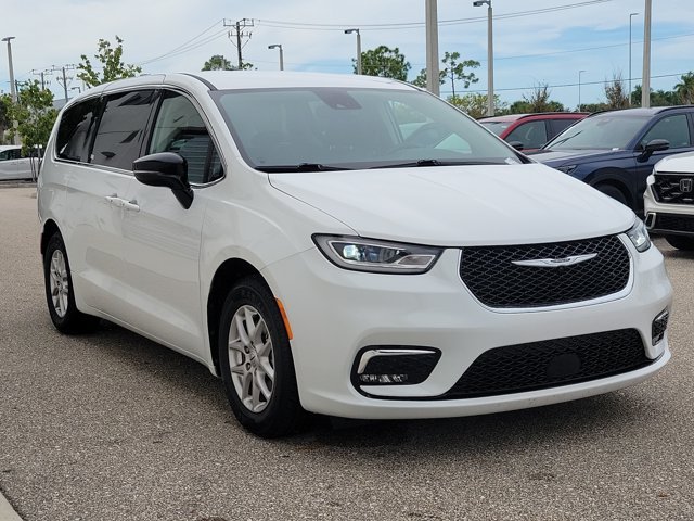 2024 Chrysler Pacifica