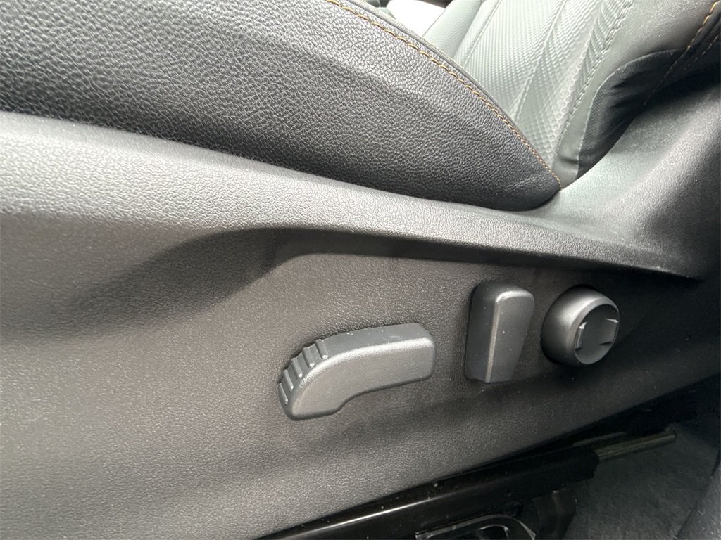 2022 SUBARU FORESTER - Image 11